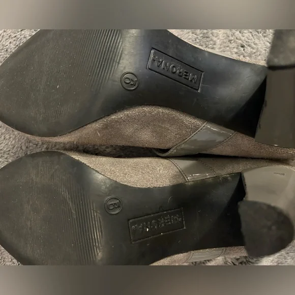 Merona Gray Suede Shoes. Size 9 - Picture 5 of 11